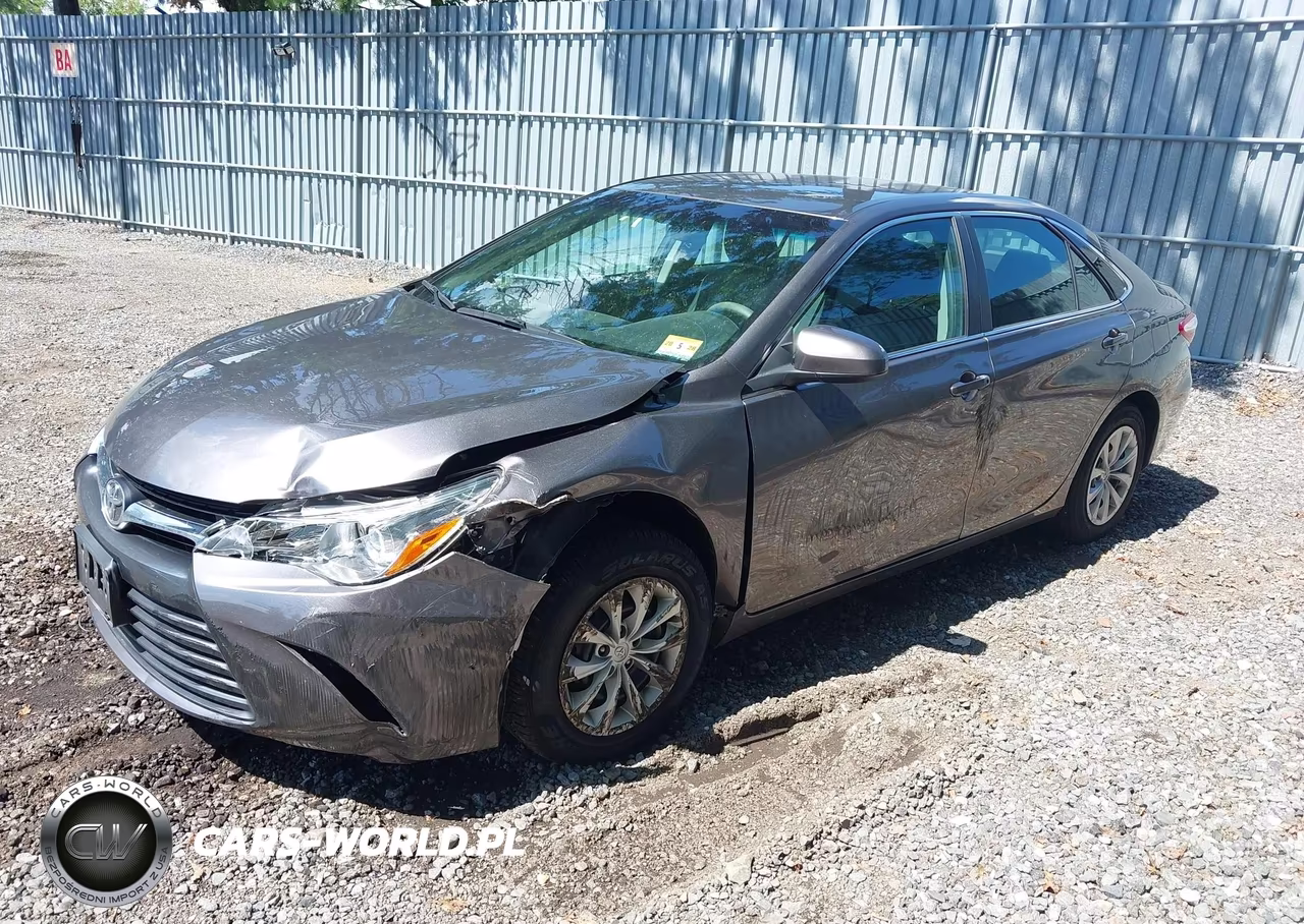2015 Toyota Camry Le VIN:4T4BF1FK4FR470606 - 2
