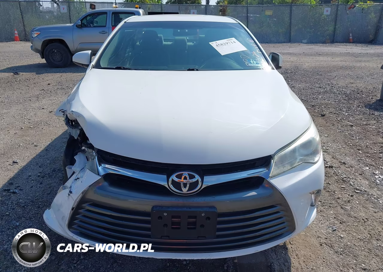 2016 Toyota Camry Le VIN:4T4BF1FK4GR528411 - 12