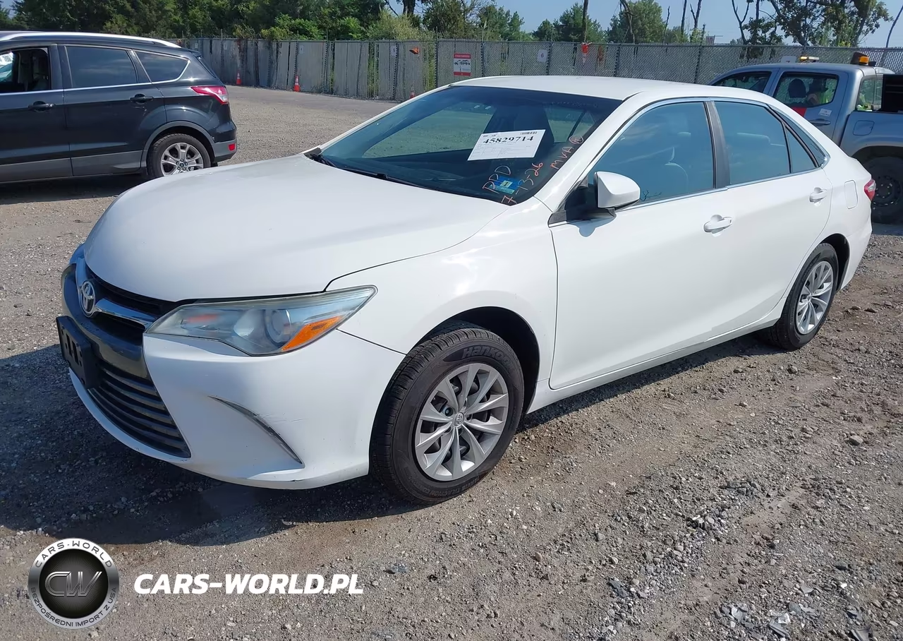 2016 Toyota Camry Le VIN:4T4BF1FK4GR528411 - 2