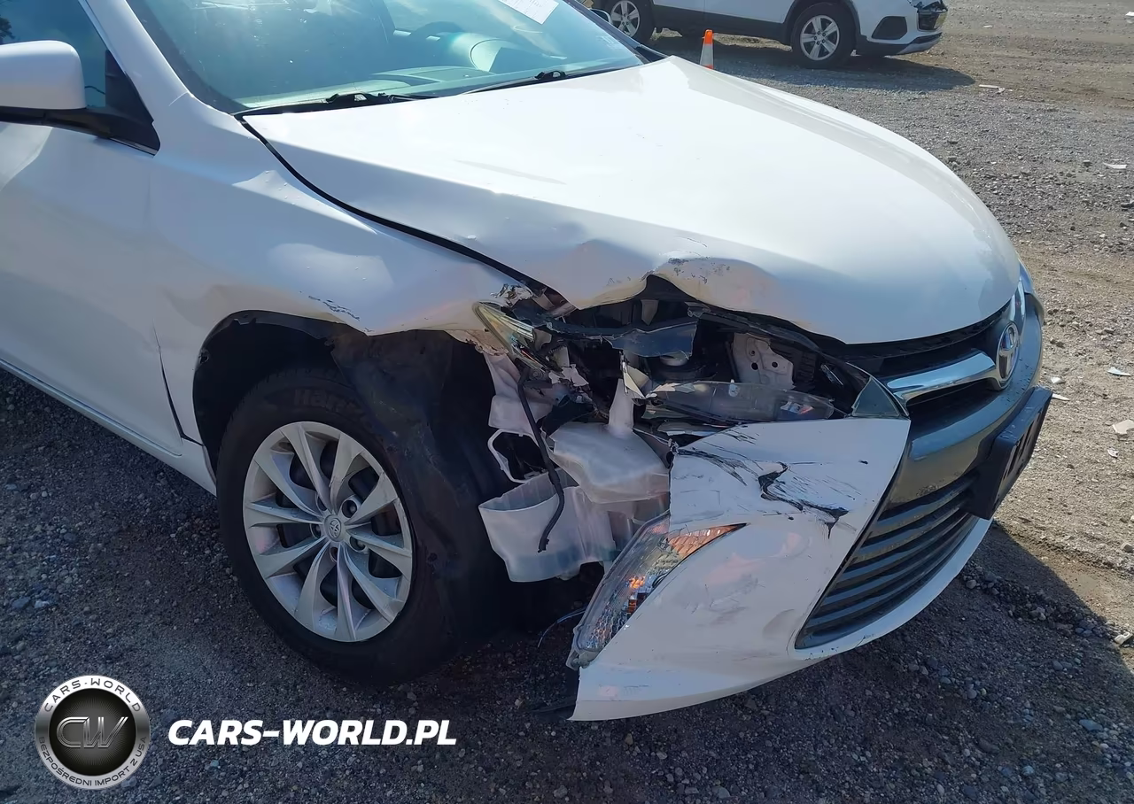 2016 Toyota Camry Le VIN:4T4BF1FK4GR528411 - 6