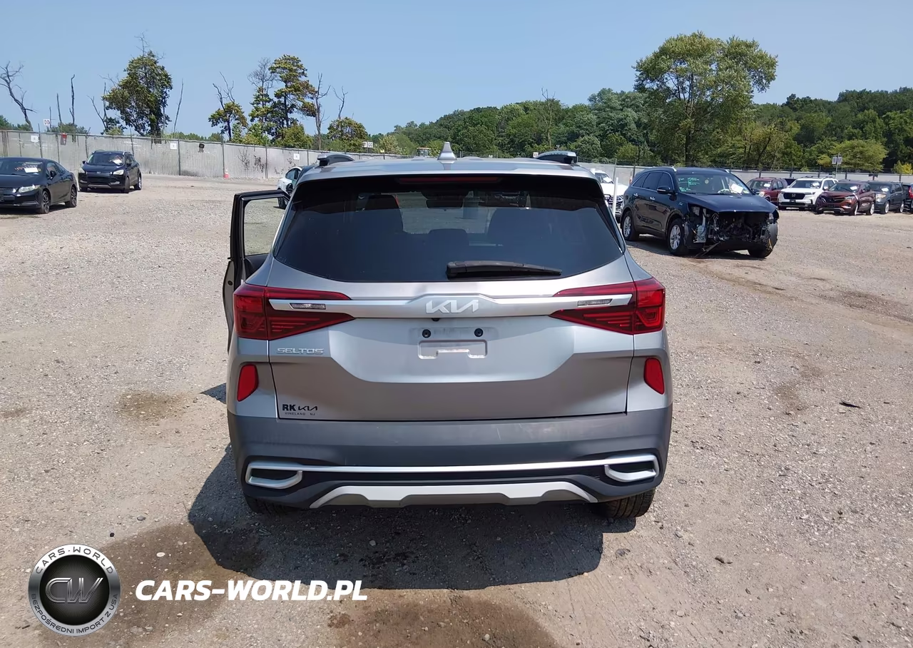 2023 Kia Seltos S VIN:KNDEUCAA1P7460577 - 16