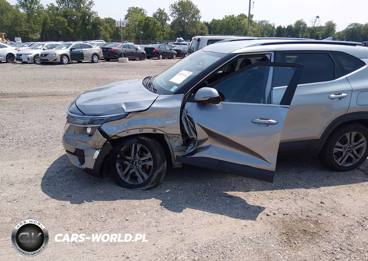 2023 Kia Seltos S VIN:KNDEUCAA1P7460577 - 6