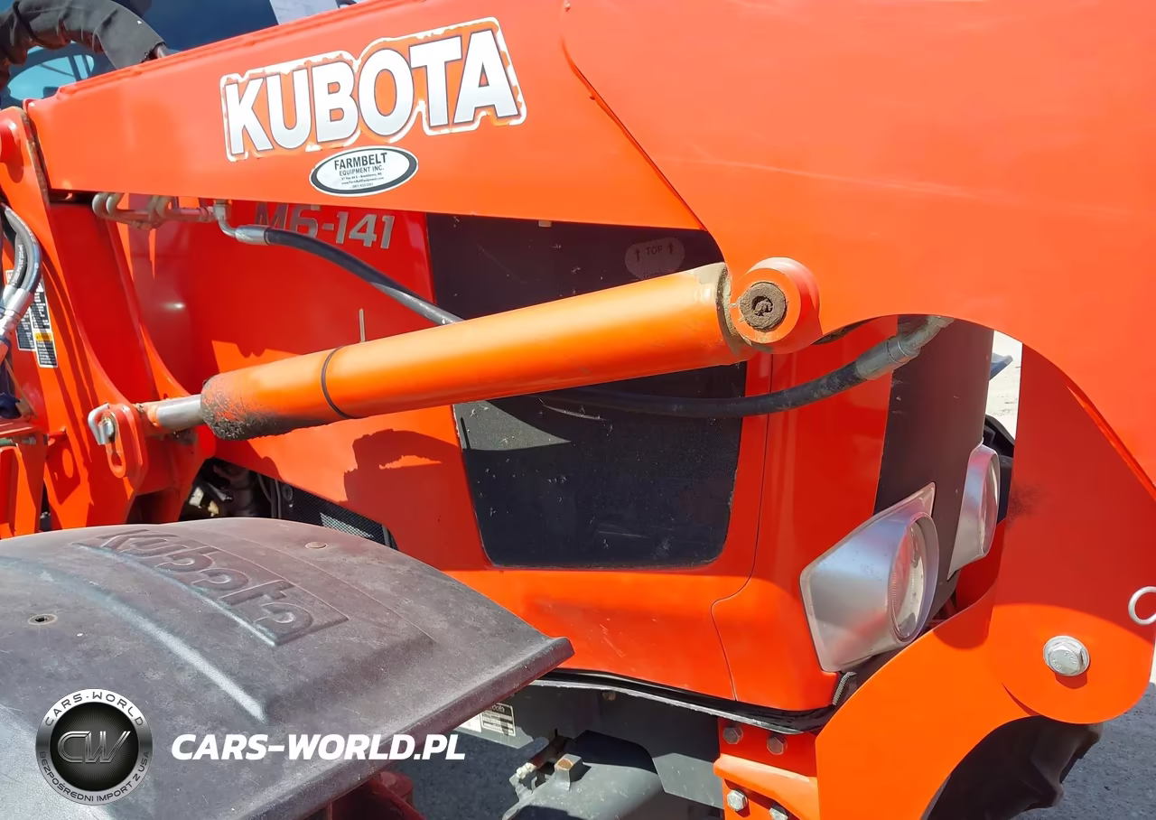 2020 Kubota M6-141 VIN:KBUMHEPCLK1F12120 - 10
