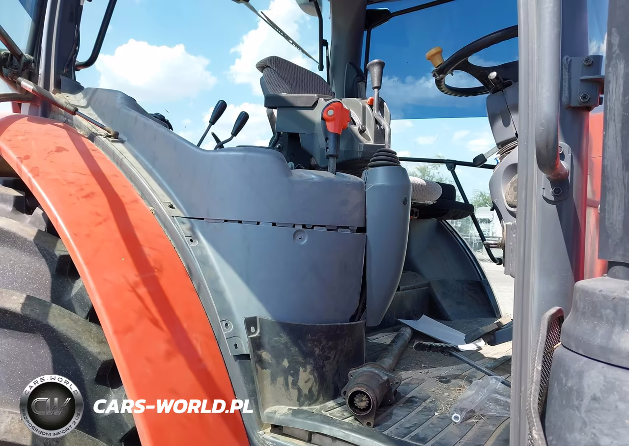 2020 Kubota M6-141 VIN:KBUMHEPCLK1F12120 - 5