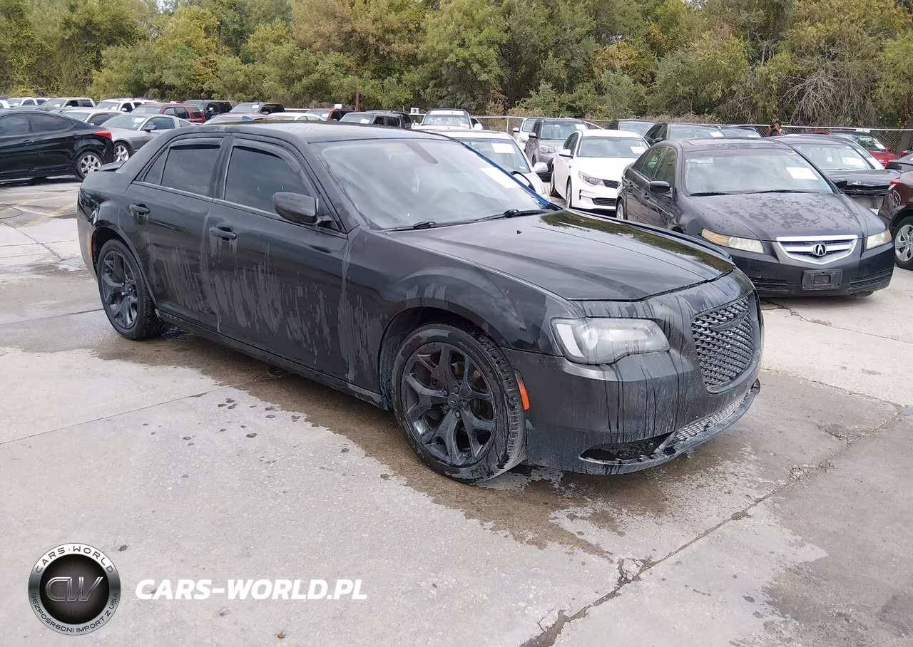 2020 Chrysler 300 Touring – zdjęcie 1 z 16