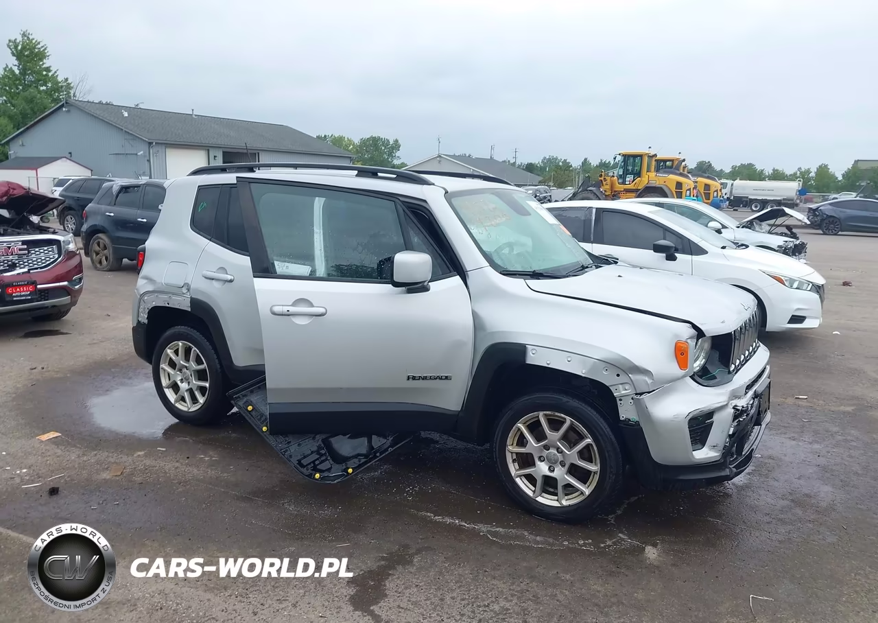2020 Jeep Renegade Latitude 4X4 – zdjęcie 1 z 17