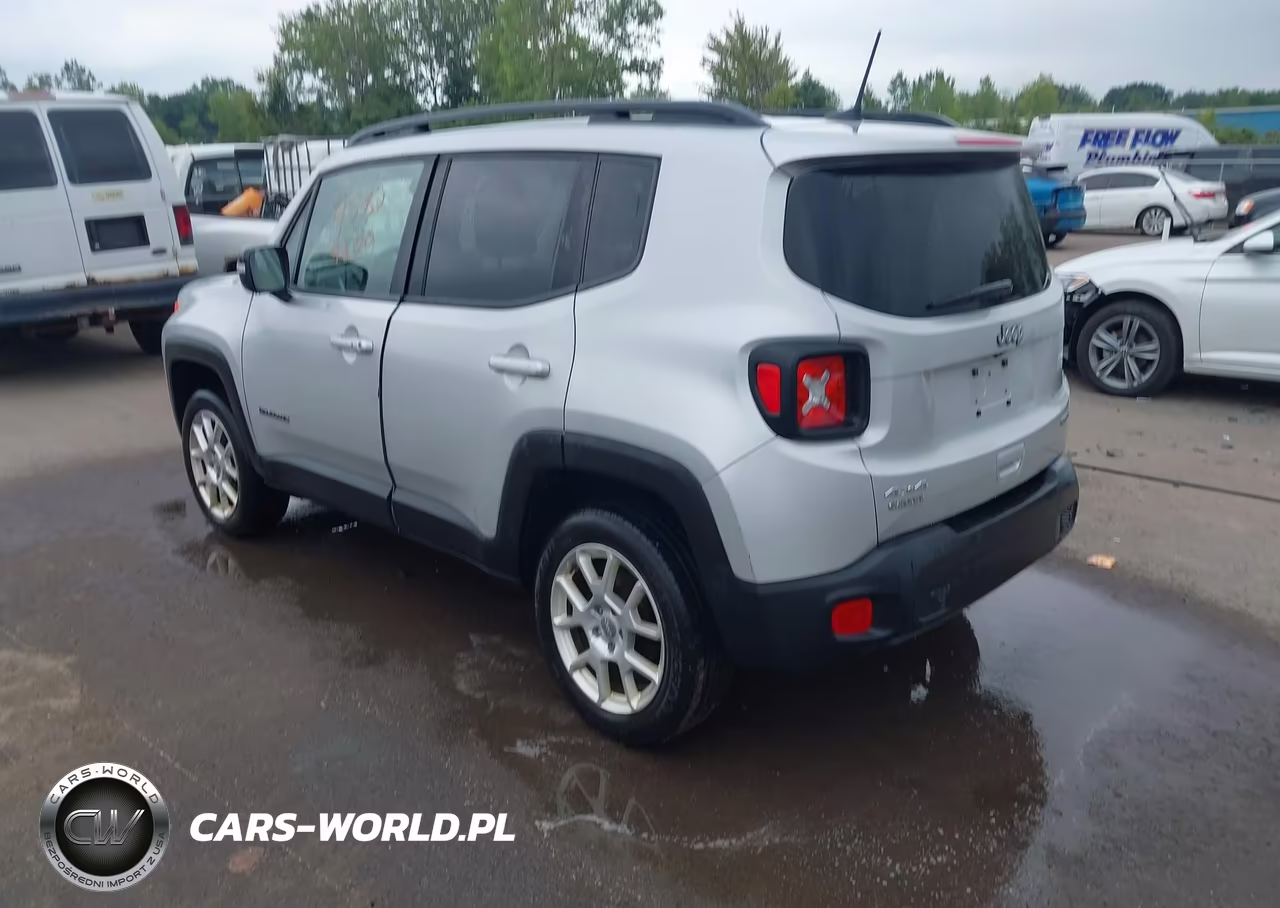 2020 Jeep Renegade Latitude 4X4 VIN:ZACNJBBB6LPL29679 - 3