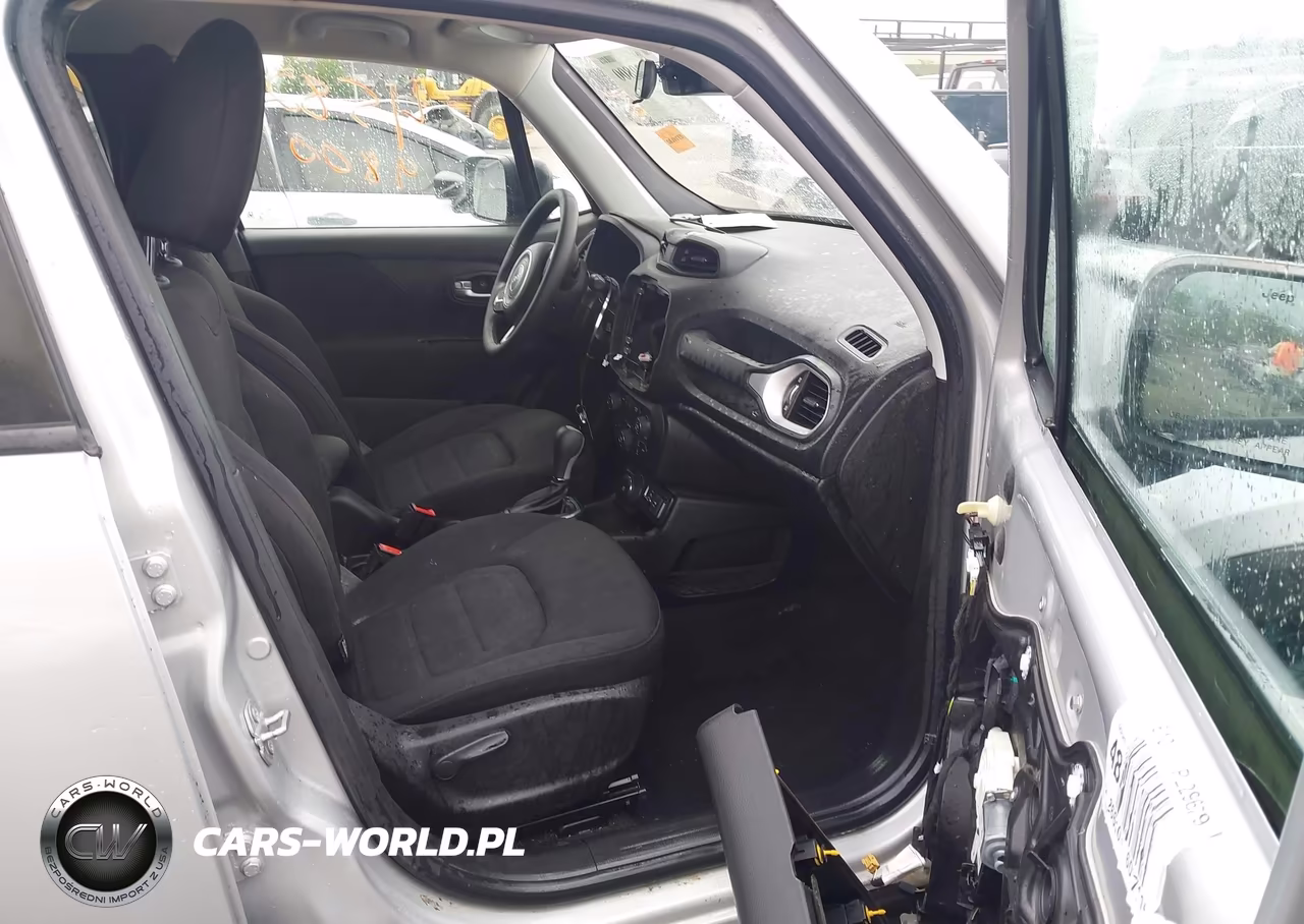 2020 Jeep Renegade Latitude 4X4 VIN:ZACNJBBB6LPL29679 - 5