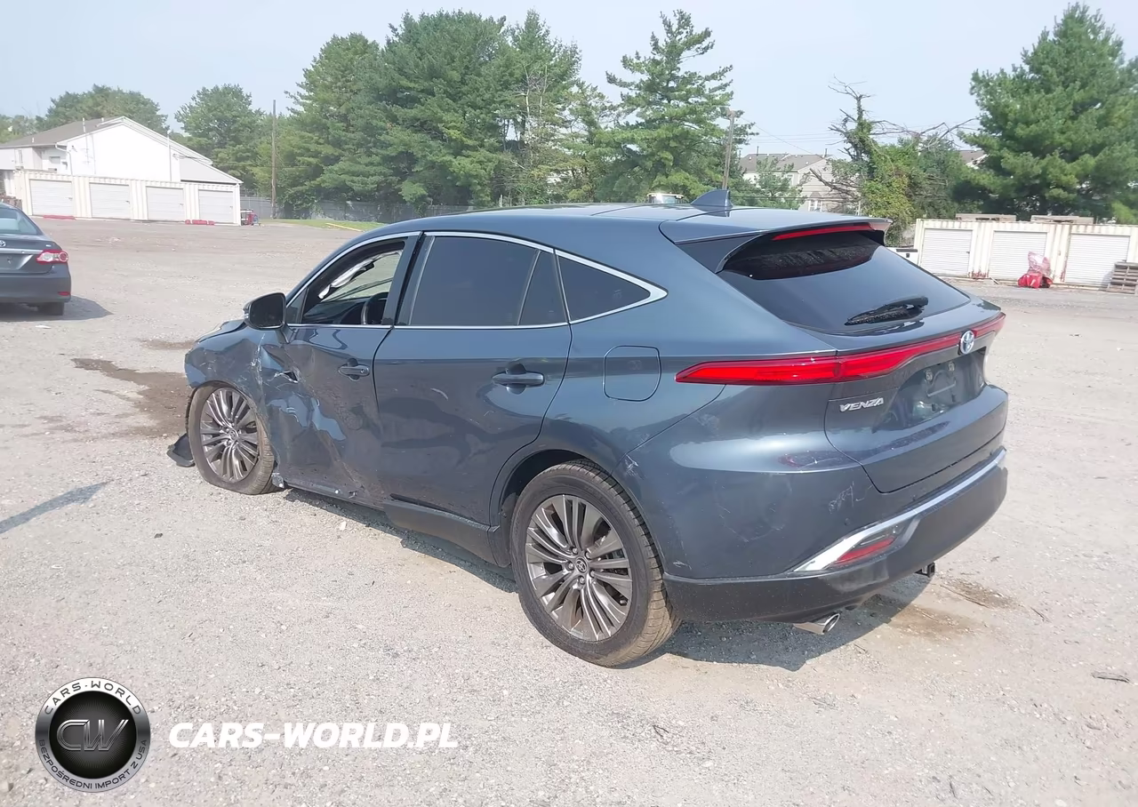 2023 Toyota Venza Limited VIN:JTEAAAAH2PJ150610 - 3