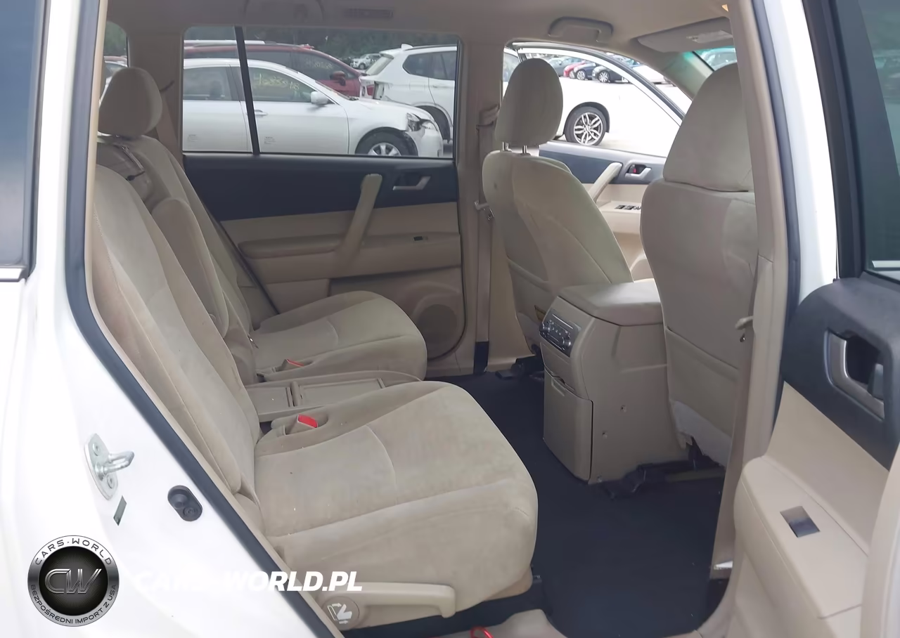 2013 Toyota Highlander Base Plus V6 VIN:5TDBK3EH6DS185970 - 8