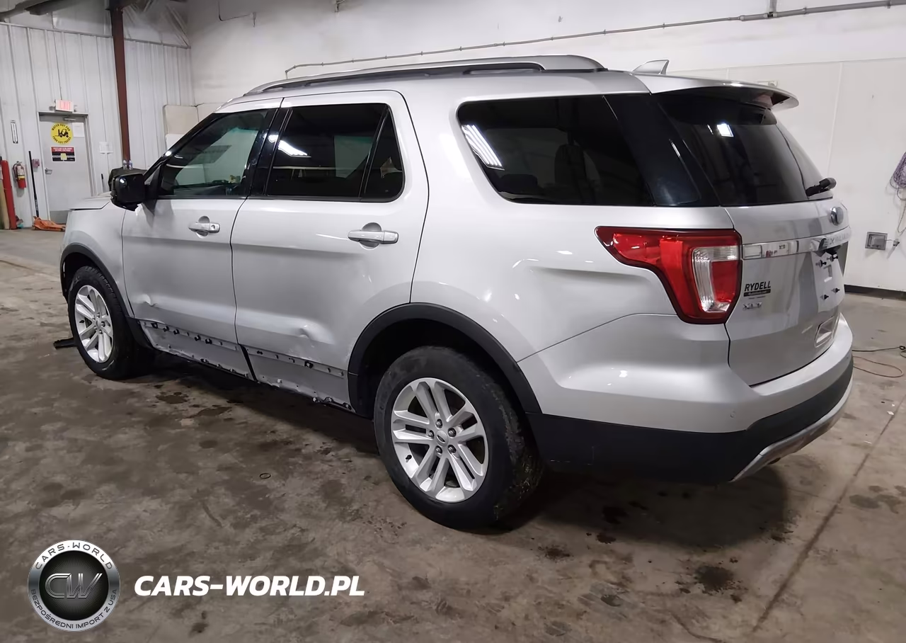2016 Ford Explorer Xlt VIN:1FM5K7D89GGA44407 - 3