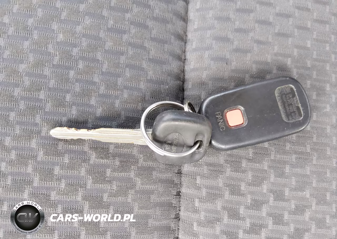 2007 Toyota Corolla S VIN:1NXBR32E77Z928945 - 11