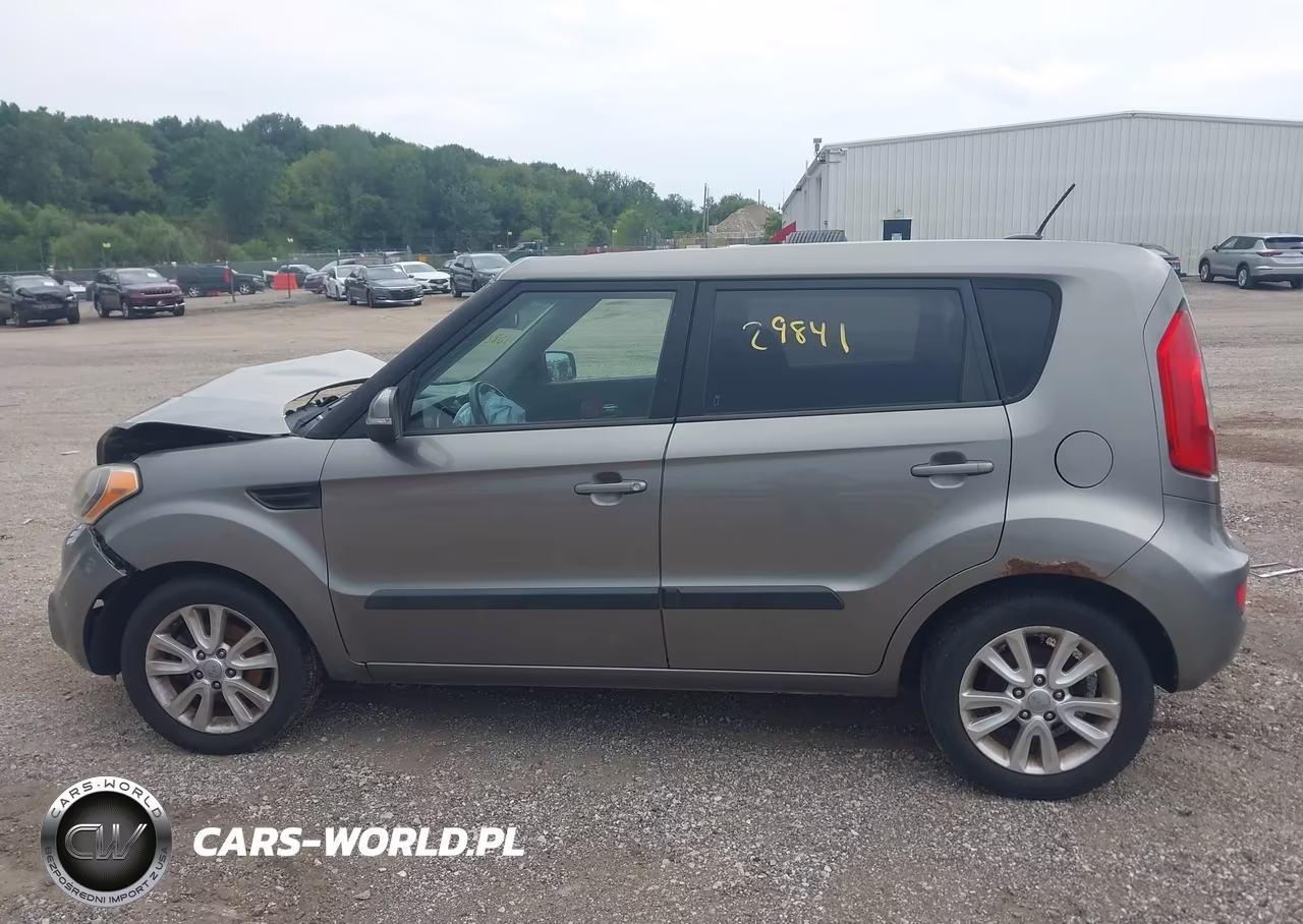 2013 Kia Soul + VIN:KNDJT2A64D7615934 - 14