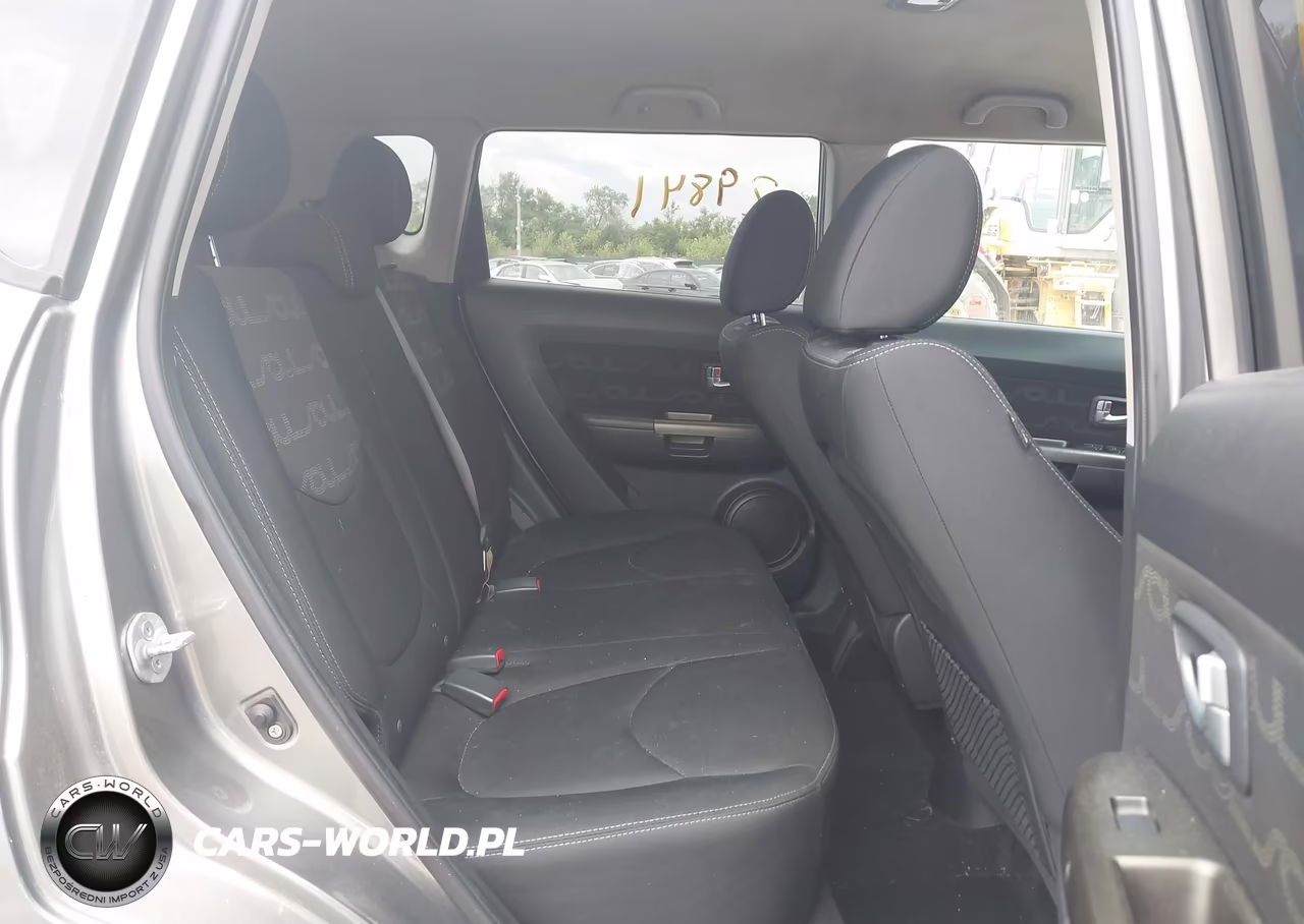 2013 Kia Soul + VIN:KNDJT2A64D7615934 - 8