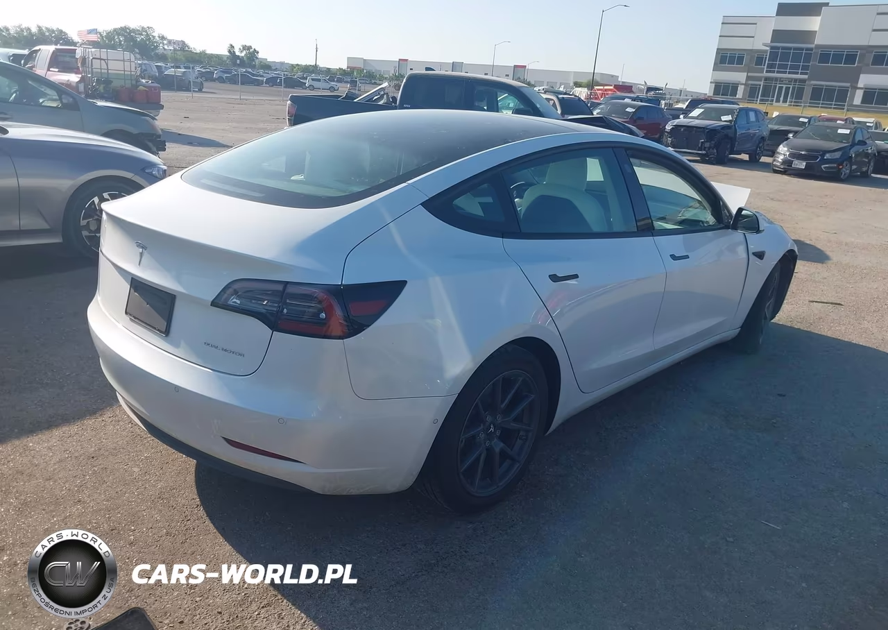 2022 Tesla Model 3 Long Range Dual Motor All-Wheel Drive VIN:5YJ3E1EB9NF127174 - 4