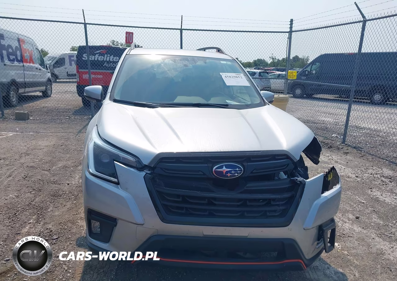 2023 Subaru Forester Sport VIN:JF2SKAJCXPH515859 - 12
