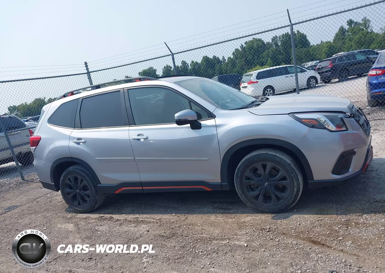 2023 Subaru Forester Sport VIN:JF2SKAJCXPH515859 - 13