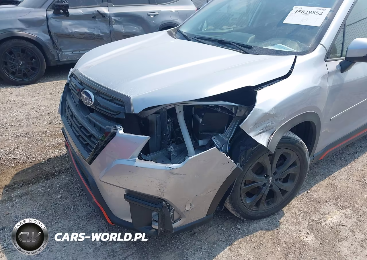 2023 Subaru Forester Sport VIN:JF2SKAJCXPH515859 - 6