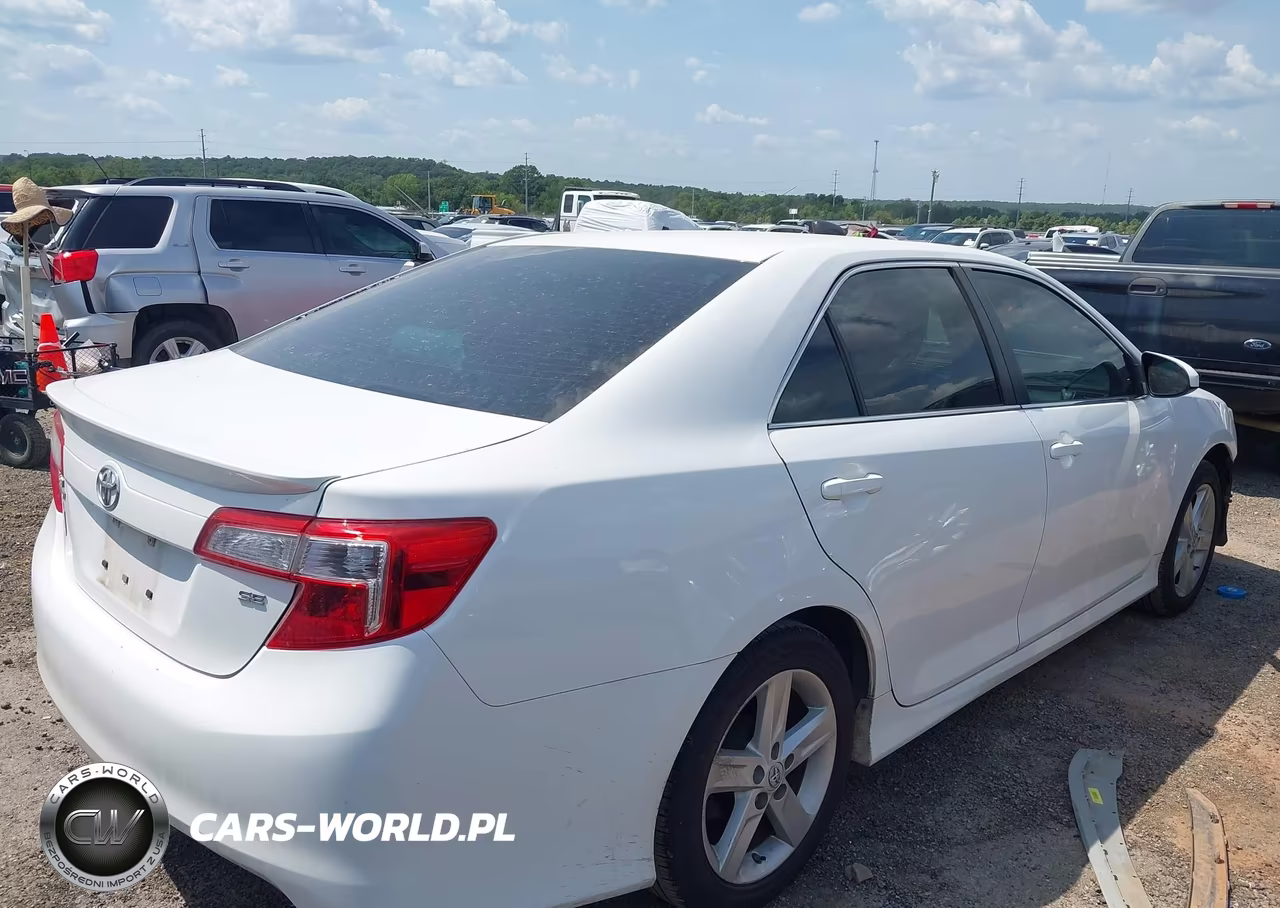 2014 Toyota Camry Se VIN:4T1BF1FK4EU469934 - 14