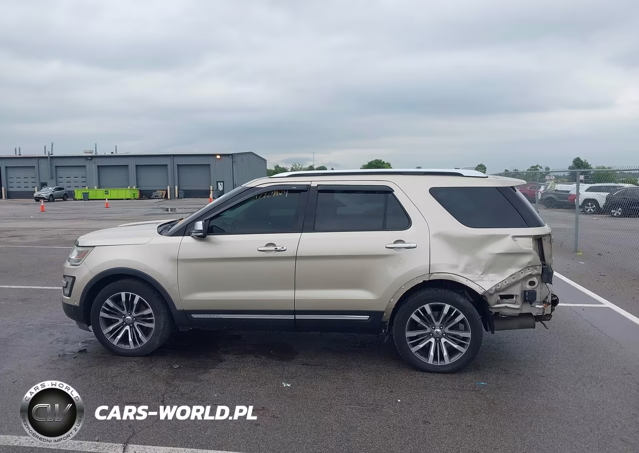 2017 Ford Explorer Platinum VIN:1FM5K8HT5HGD82974 - 14