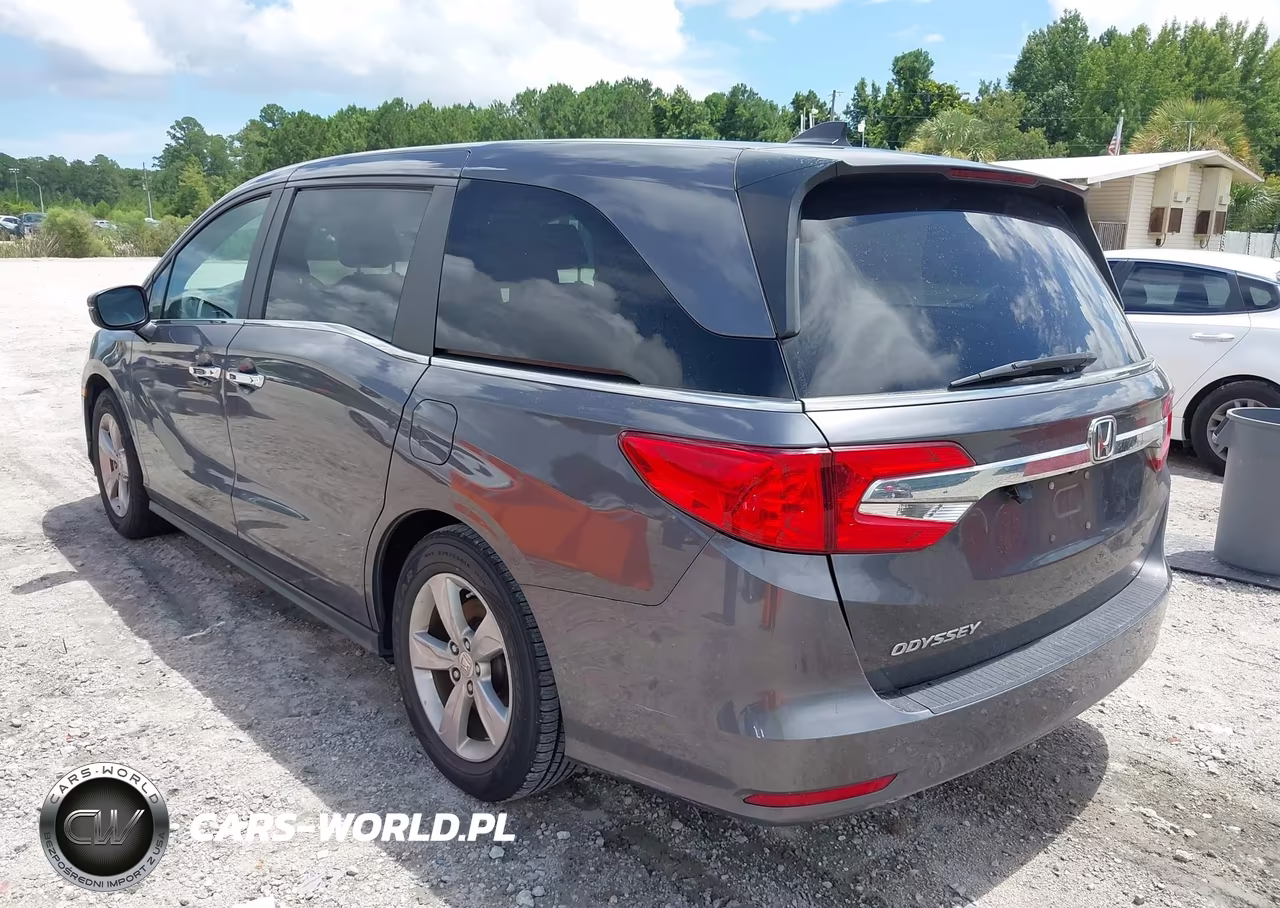 2018 Honda Odyssey Ex VIN:5FNRL6H50JB073907 - 3