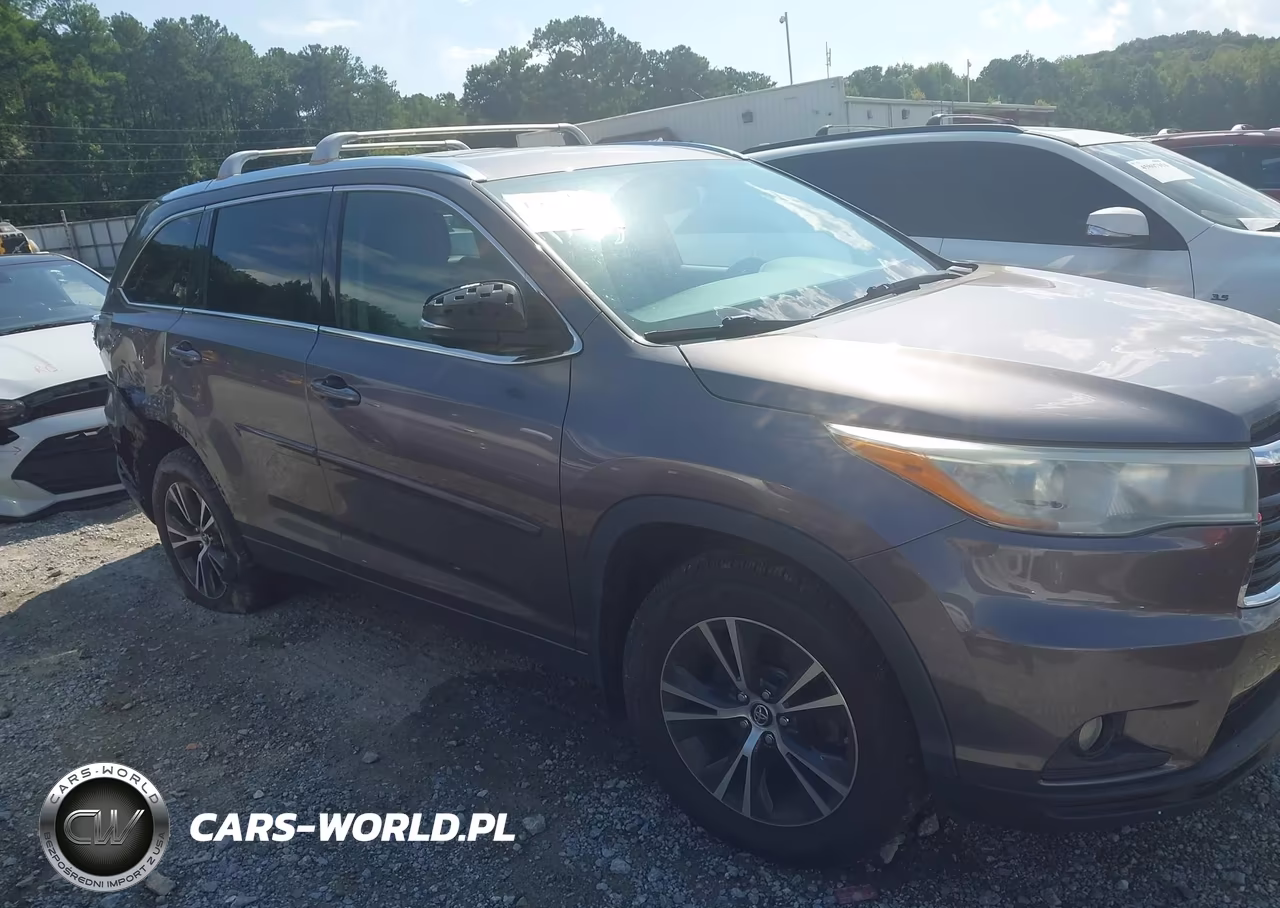 2016 Toyota Highlander Xle V6 VIN:5TDJKRFH4GS272588 - 13