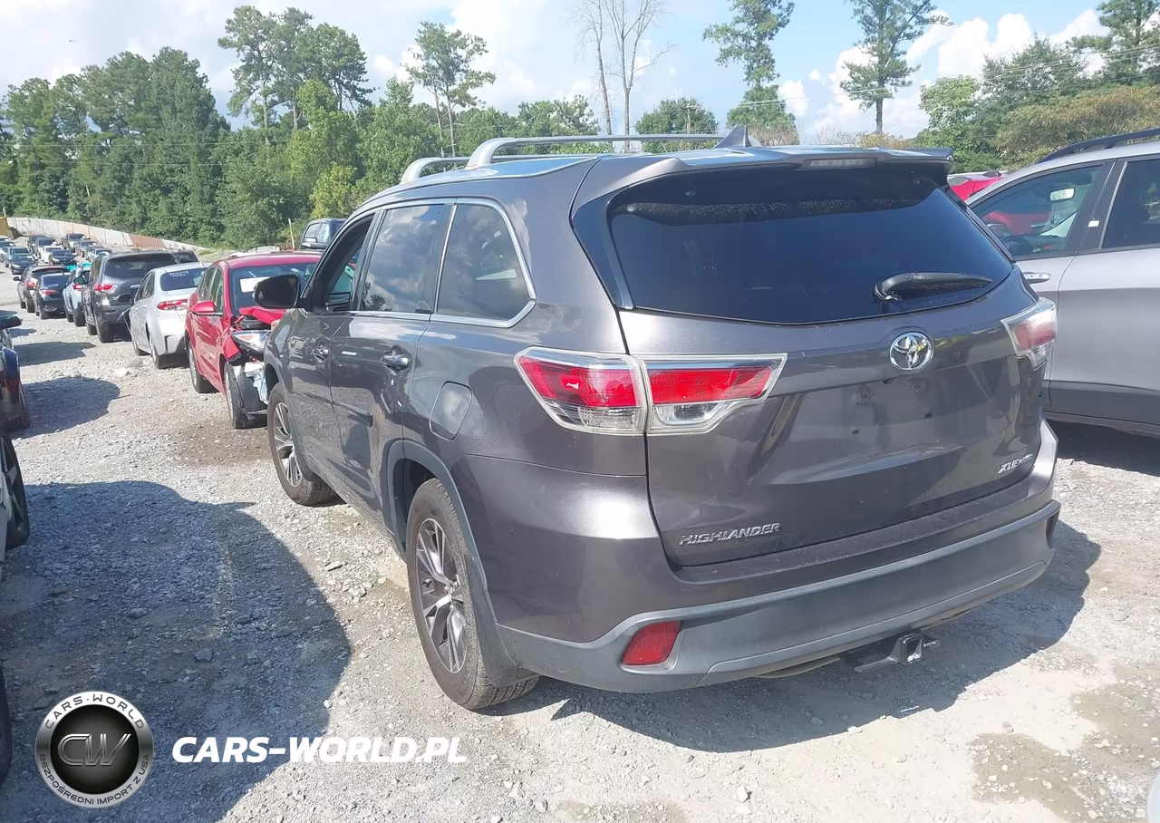 2016 Toyota Highlander Xle V6 VIN:5TDJKRFH4GS272588 - 3