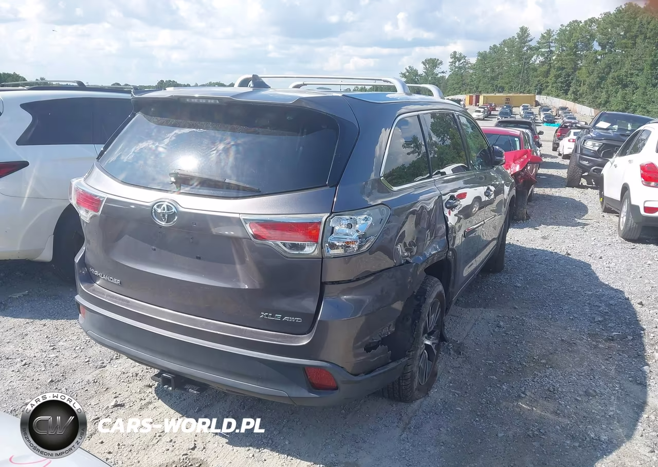 2016 Toyota Highlander Xle V6 VIN:5TDJKRFH4GS272588 - 4