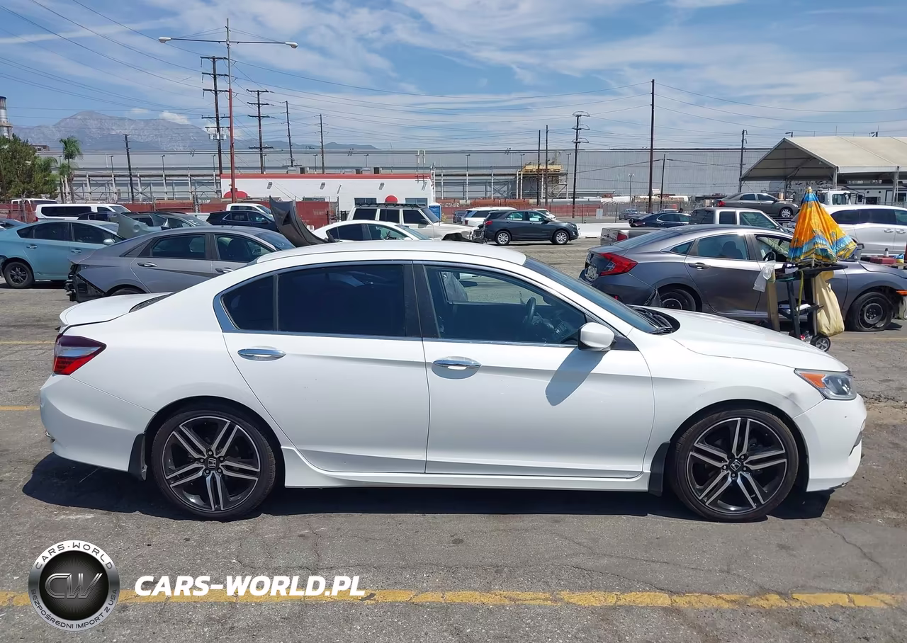 2016 Honda Accord Sport VIN:1HGCR2F53GA171140 - 13