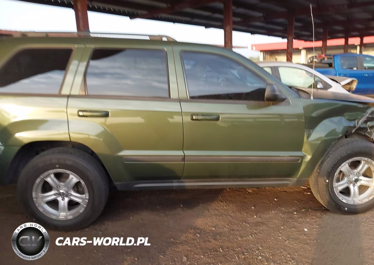 2007 Jeep Grand Cherokee Laredo VIN:1J8GR48K97C629534 - 13