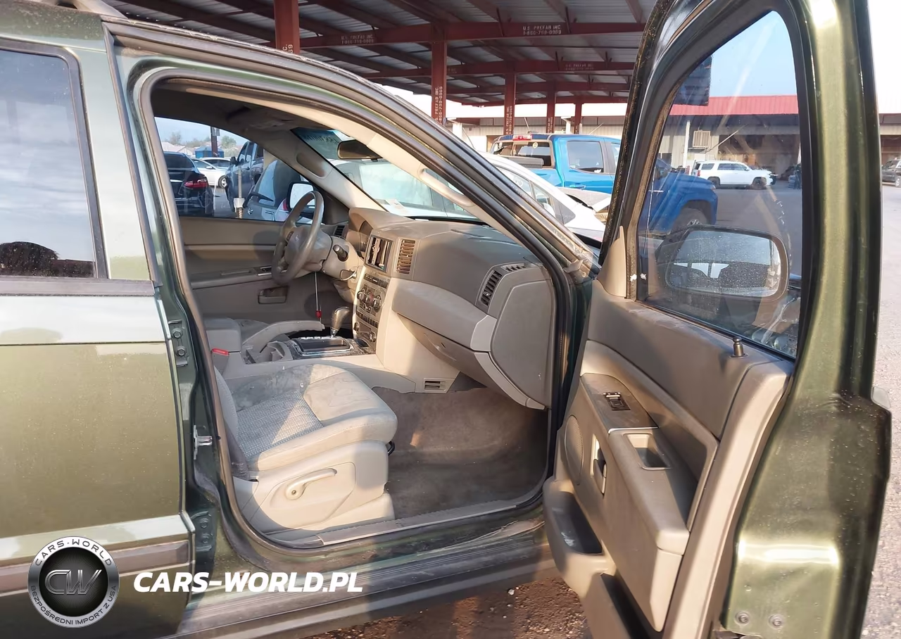 2007 Jeep Grand Cherokee Laredo VIN:1J8GR48K97C629534 - 5
