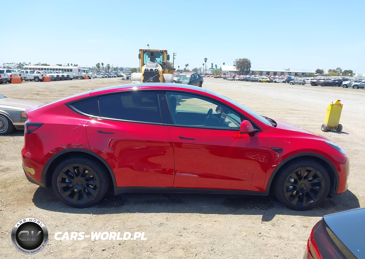 2021 Tesla Model Y Long Range Dual Motor All-Wheel Drive VIN:5YJYGDEE1MF232379 - 13