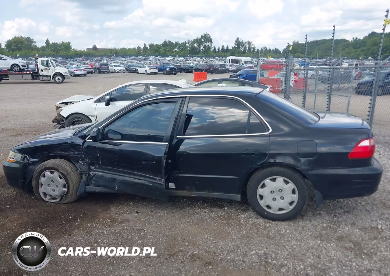 1999 Honda Accord Lx VIN:JHMCG5649XC009125 - 14