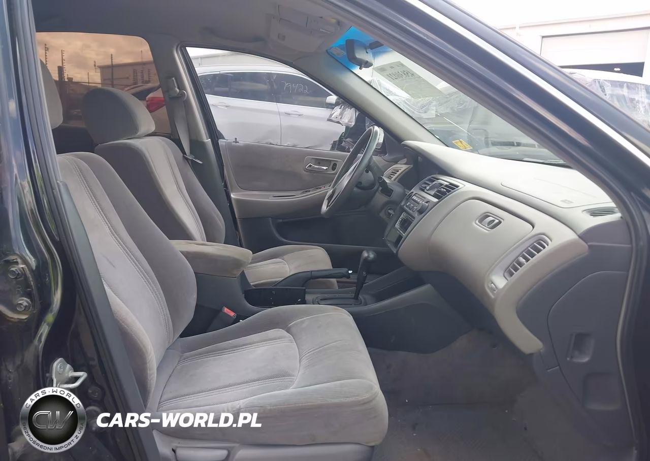 1999 Honda Accord Lx VIN:JHMCG5649XC009125 - 5