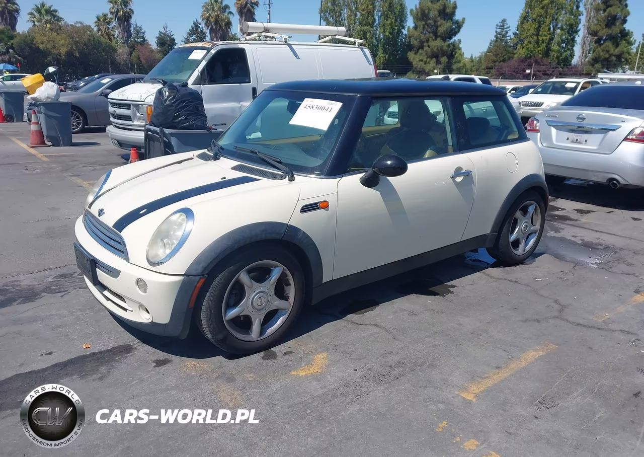 2005 Mini Cooper VIN:WMWRC33515TK61468 - 2