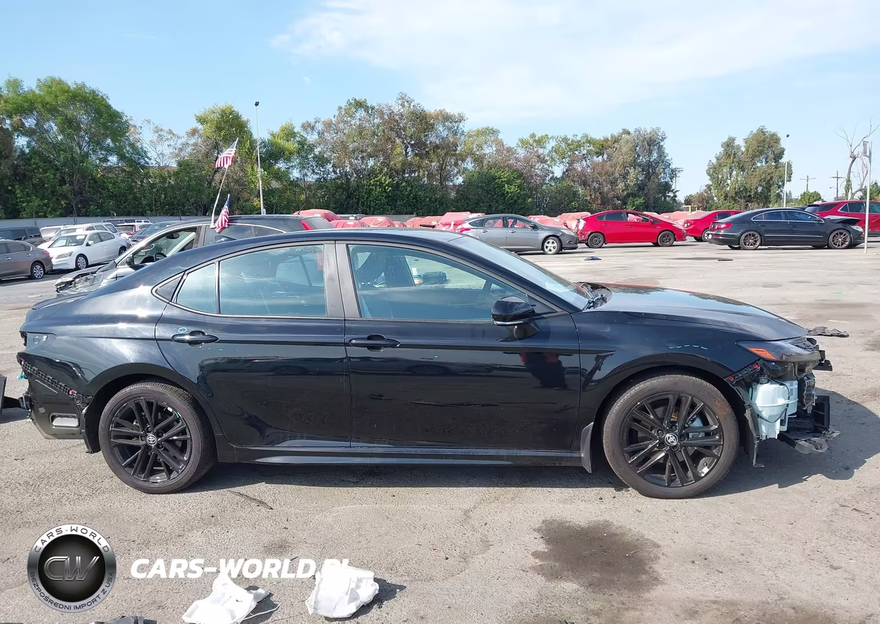 2025 Toyota Camry Se VIN:4T1DAACKXSU162730 - 14