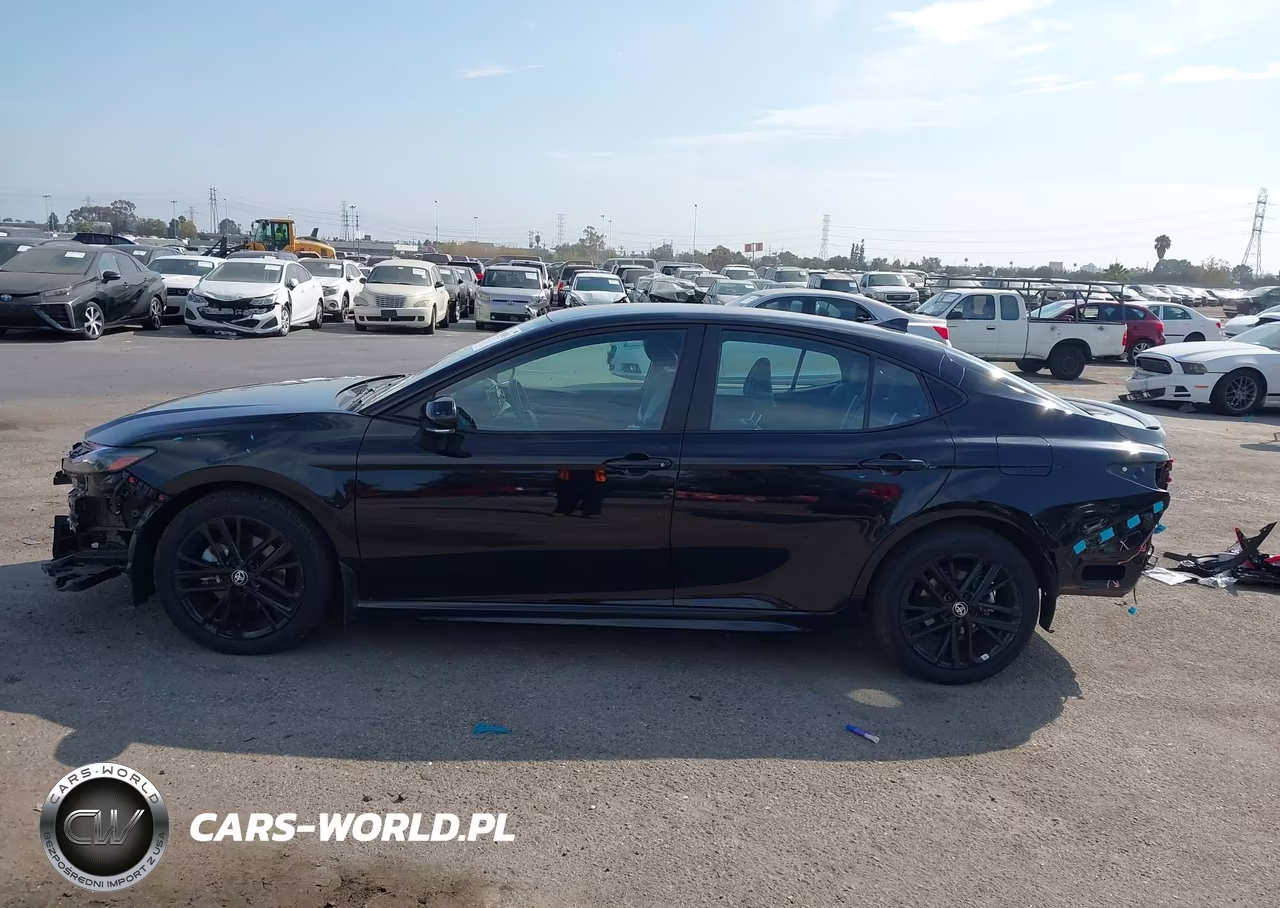 2025 Toyota Camry Se VIN:4T1DAACKXSU162730 - 15