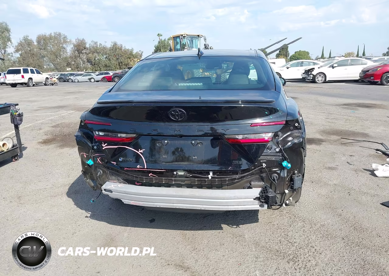 2025 Toyota Camry Se VIN:4T1DAACKXSU162730 - 17