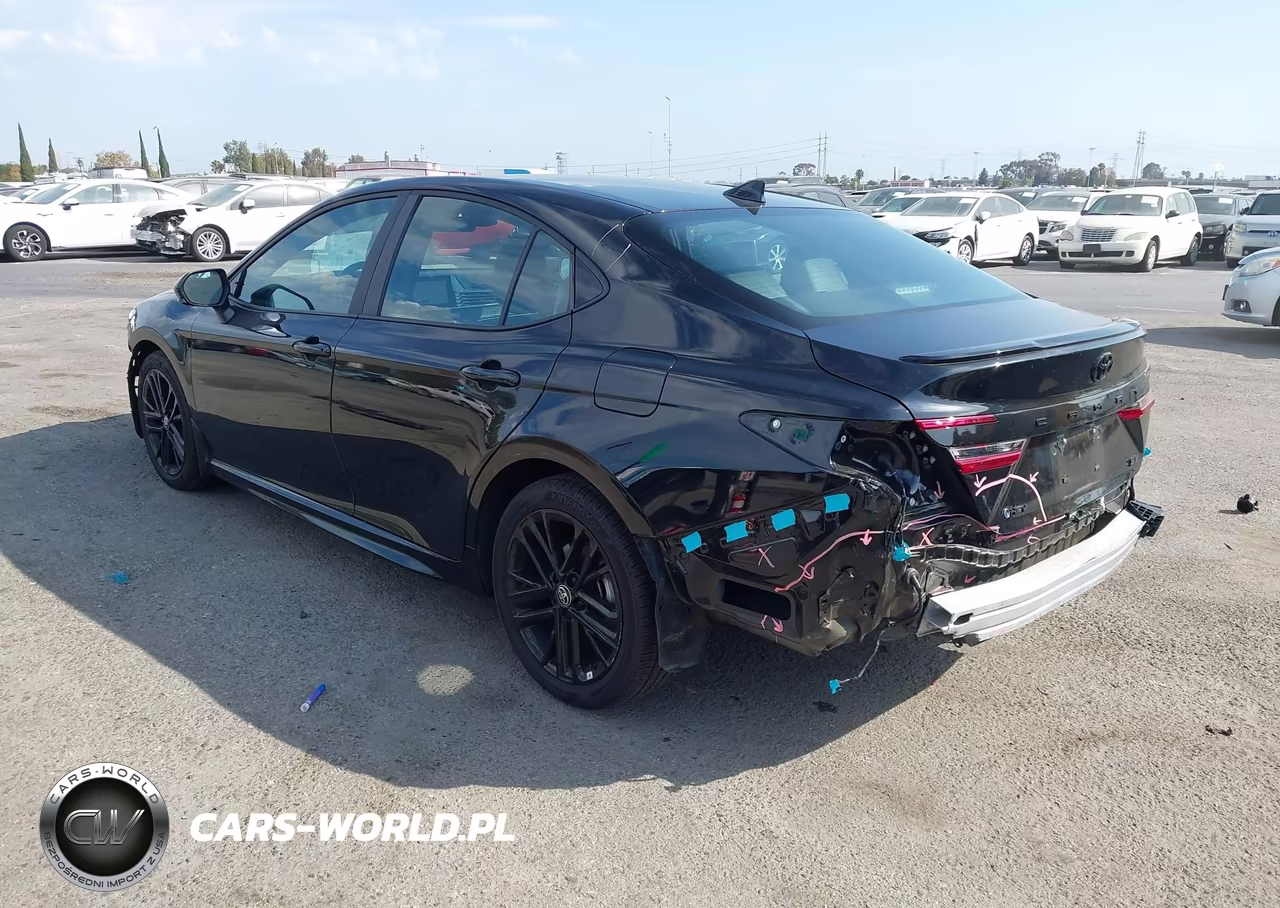 2025 Toyota Camry Se VIN:4T1DAACKXSU162730 - 3