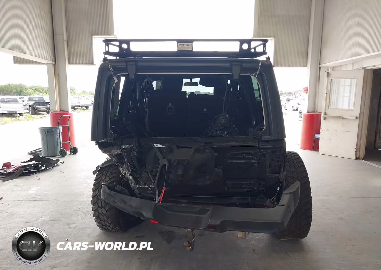 2018 Jeep Wrangler Unlimited Sahara VIN:1C4HJXEG0JW216220 - 17