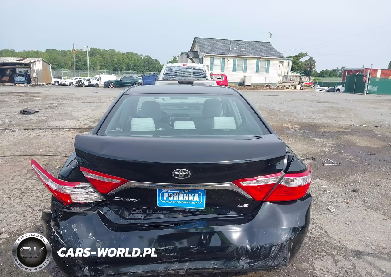 2017 Toyota Camry Le VIN:4T1BF1FK8HU289764 - 6