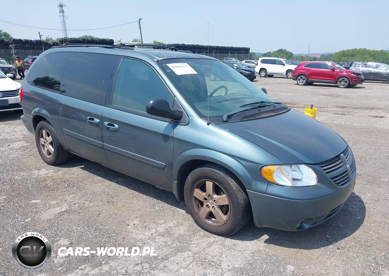 2005 Dodge Grand Caravan Sxt VIN:2D8GP44L75R128370 - 1