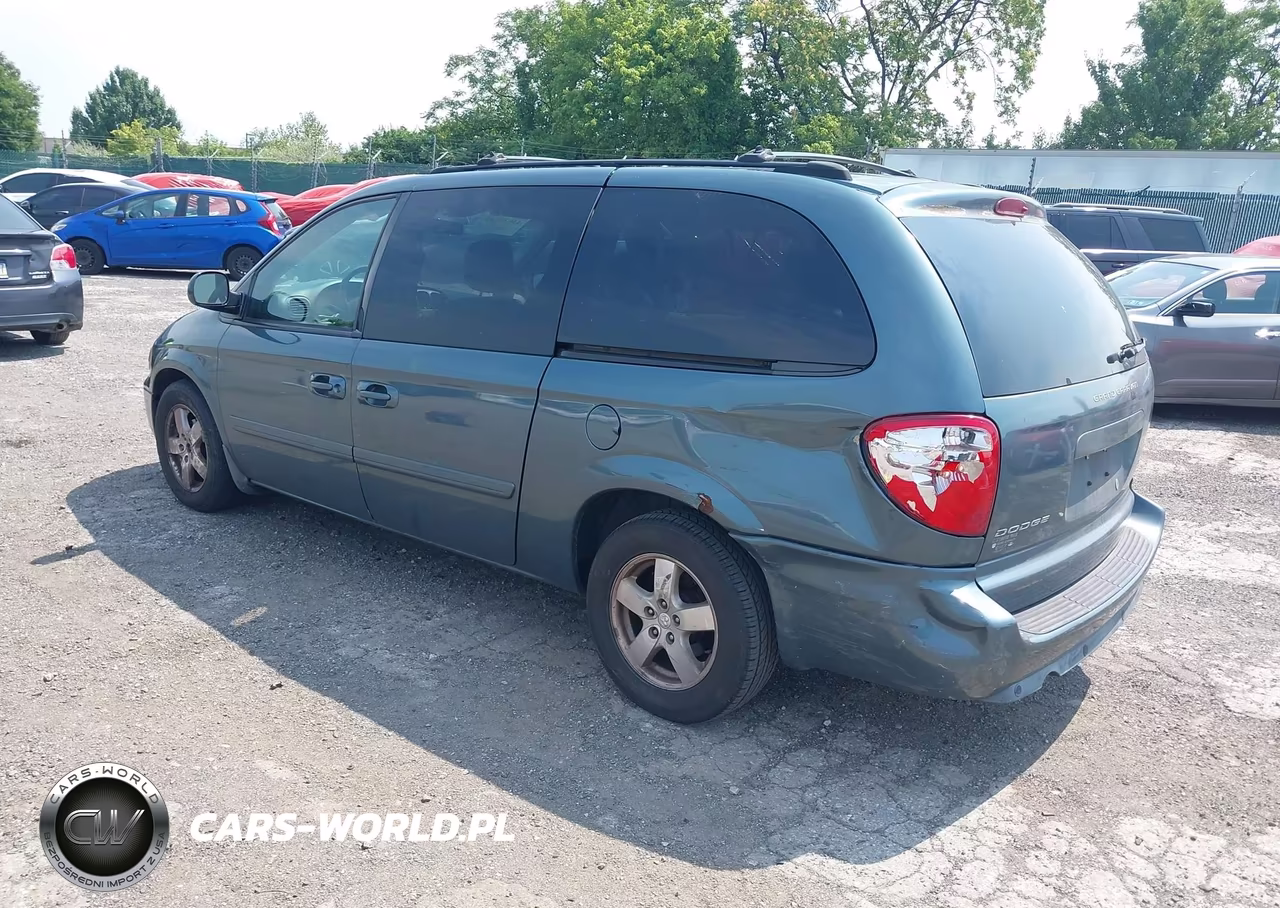 2005 Dodge Grand Caravan Sxt VIN:2D8GP44L75R128370 - 3