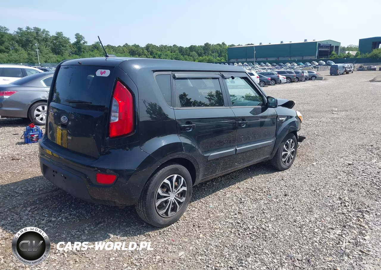 2012 Kia Soul VIN:KNDJT2A57C7748256 - 4