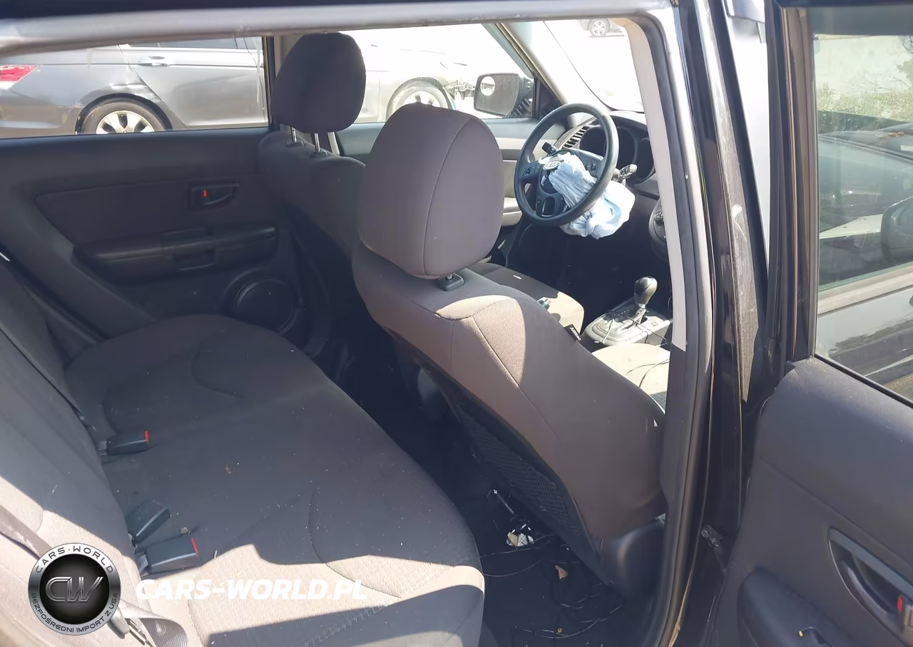 2012 Kia Soul VIN:KNDJT2A57C7748256 - 8