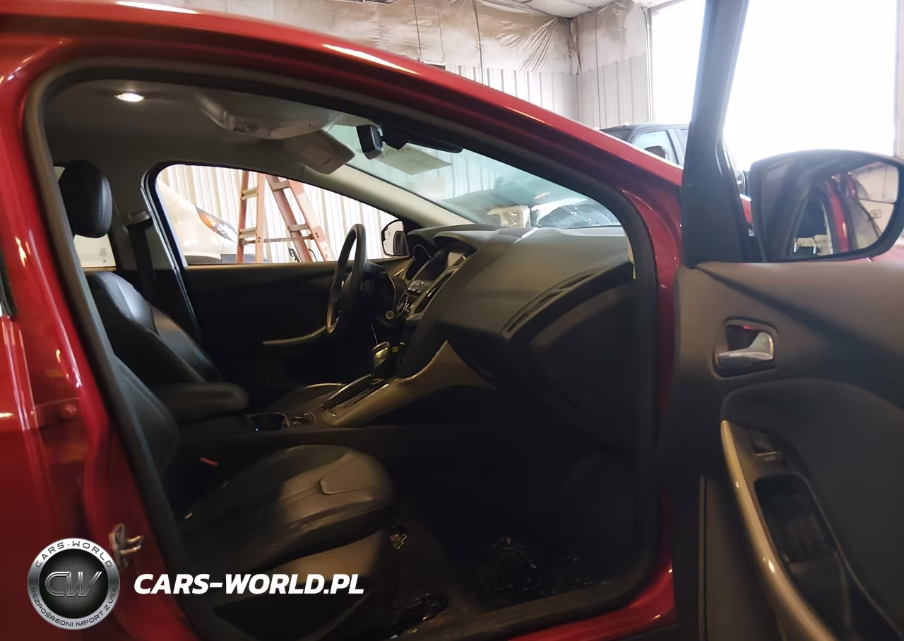 2012 Ford Focus Sel VIN:1FAHP3M27CL284070 - 5