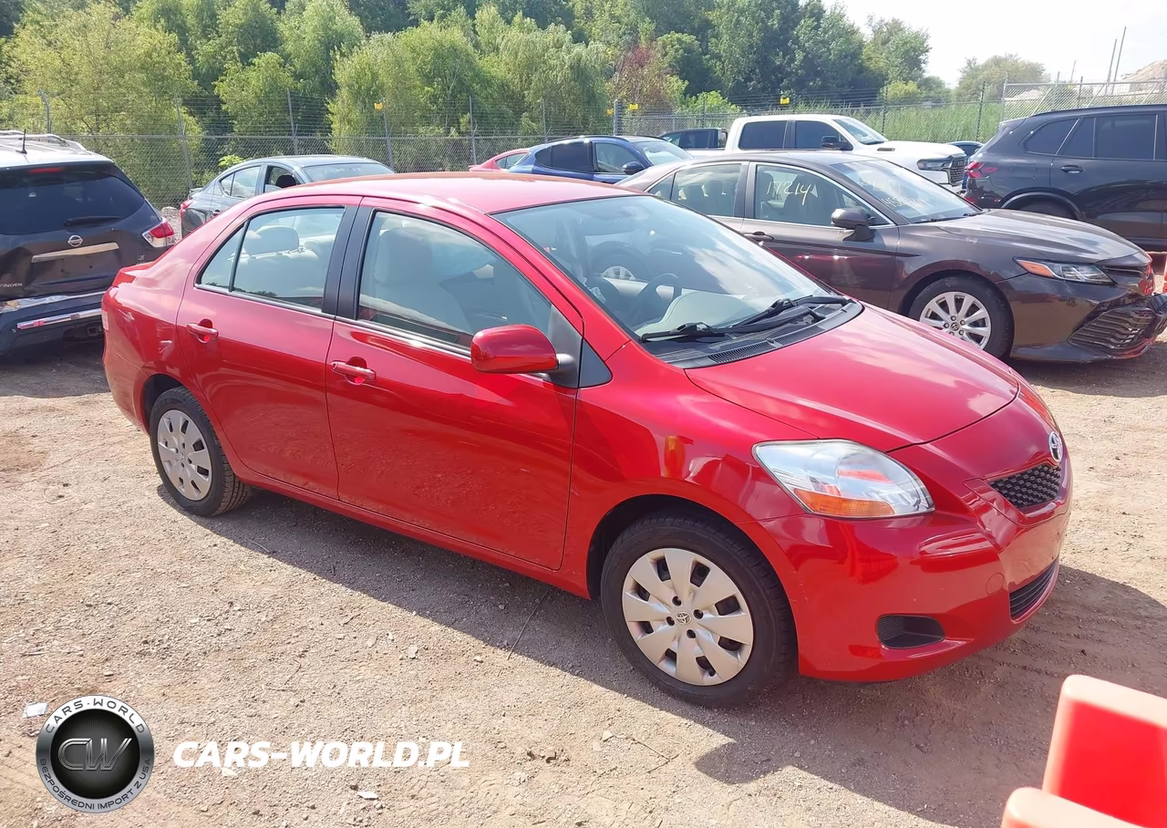 2010 Toyota Yaris – zdjęcie 1 z 16