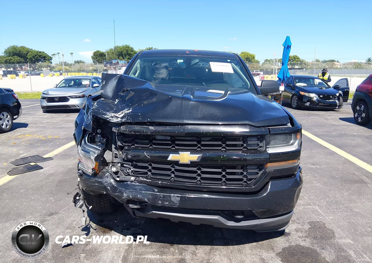 2016 Chevrolet Silverado C1500 Custom VIN:1GCRCPEC5GZ318406 - 12