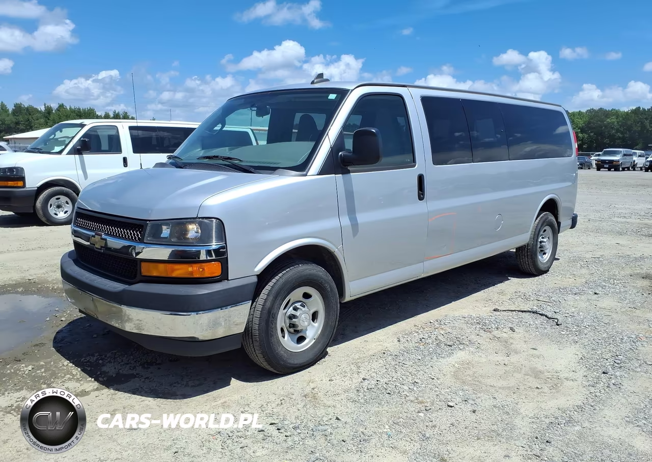 2017 Chevrolet Express 3500 Lt VIN:1GAZGPFF1H1333670 - 2