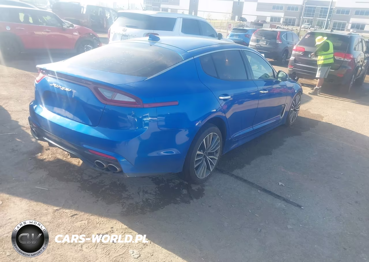 2019 Kia Stinger VIN:KNAE15LA9K6067746 - 4